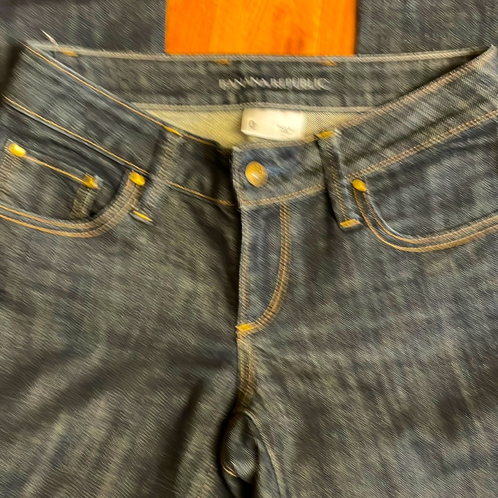 Banana Republic size zero straight cut blue jeans 30 inch inseam waist 31 inches